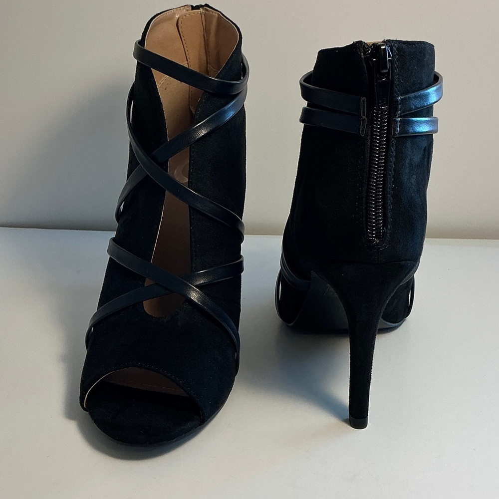 Journee Collection Samara - Picture 3 of 9